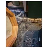 Traditional Area Rug with Geometric and Floral Patterns