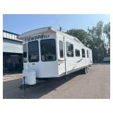 2013 WILDWOOD DESTINATION HUNTING CABIN/HANDYMAN SPECIAL ***NO RESERVE***