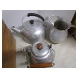 Apple Box, Aluminum Pots