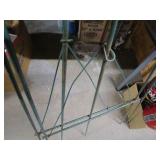 Wire Easels