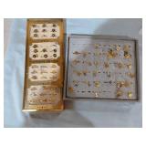 2 Displays of Adjustable Rings