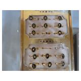 2 Displays of Adjustable Rings