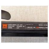 WEN Pneumatic Stapler and Arrow Manual Stapler with Staples