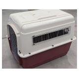 Plastic Pet Carrier with Metal Grate Door