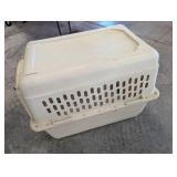Plastic Pet Carrier with Metal Door