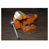 Pony 3-1/2" Swivel Base Bench Vise