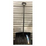 Suncast 18 Inch Combo Snow Shovel and Pusher with Steel Wear Strip
