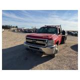 2011 Chevrolet Silverado 3500 6.6L Diesel tilt bed