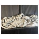 Gray Sheet Set with Pillowcases