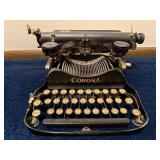 Vintage Corona Typewriter - Classic Antique Collectible
