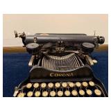 Vintage Corona Typewriter - Classic Antique Collectible