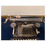 Vintage Corona Typewriter - Classic Antique Collectible
