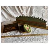 Rustic Wooden Decor Set: Painted Saw Blade Element, Plaque & Floral Box