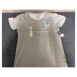 4 Hydro Flask Womens Shirts - Medium