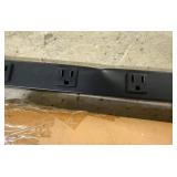 KMC 12 Outlet Heavy Duty Metal Surge Protector Power Strip-Works(Dented)