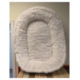 KIRKLAND SIGNATURE CUTTLER PET BED