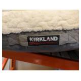 KIRKLAND SIGNATURE EXTRA LARGE SQUARE PET BED