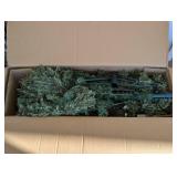 BEST CHOICE PRODUCTS 6FT PRE-LIT PREMIUM HINGED PINE CHRISTMAS TREE