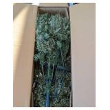 BEST CHOICE PRODUCTS 6FT PRE-LIT PREMIUM HINGED PINE CHRISTMAS TREE