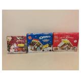 ASSORTED CHRISTMAS ITEMS