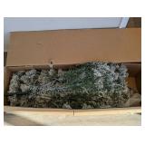 BEST CHOICE PRODUCTS 6.5 FT PRE-LIT PREMIUM HINGED PINE FLOCKED CHRISTMAS TREE