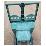 Plastic Garden Cart  250 lb weight capacity