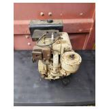 Vintage(?) Briggs and Stratton motor. Dry gas tank!