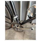 Trek 750 Hybrid Bicycle - Size Medium