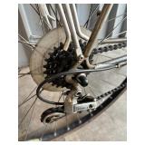 Trek 520 Vintage Touring Bicycle - Size Large