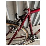 Trek 720 Hybrid Bicycle - Size Small