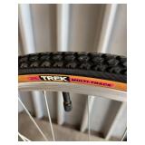 Trek 720 Hybrid Bicycle - Size Small