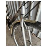 Trek Navigator 400 Hybrid Bicycle - Size Large