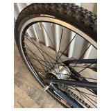 Trek Navigator 400 Hybrid Bicycle - Size Large