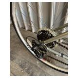 Raleigh Detour Hybrid Bicycle - Size Large