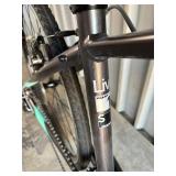 Giant Escape W Hybrid Bicycle - Size Small