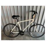 Bianchi Verona Hybrid Bicycle - Size Large