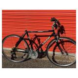 Trek 700 Hybrid Bicycle - Size Medium