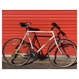 Trek 700 Hybrid Extra Large Bicycle