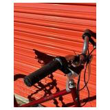 Trek 720 Hybrid Bicycle - Size Medium