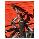 Trek 730 Hybrid Bicycle - Size Large