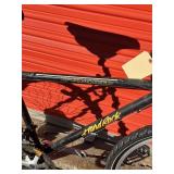 Specialized Hardrock Hybrid Bicycle - Size Medium