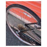 Trek 7100 Hybrid Bicycle - Size Medium