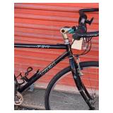 Trek 730 Hybrid Bicycle - Size Medium