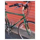 Trek 720 Hybid Bicycle - Size Large