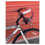 Trek 7900 Hybrid Bicycle - Size Medium