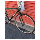 Trek 730 Hybrid Bicycle - Size Medium