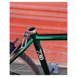 Trek 730 Hybrid Bicycle - Size Medium