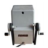 P - Vintage Vernon Dual Deluxe 8mm Movie Editor Viewer