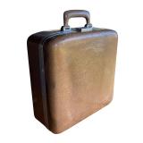 P - Vintage Smith-Corona Clipper Typewriter with Carrying Case