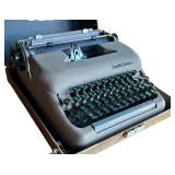 P - Vintage Smith-Corona Sterling Portable Typewriter with Case